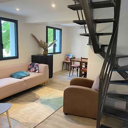 Maison Les Acacias מילאו